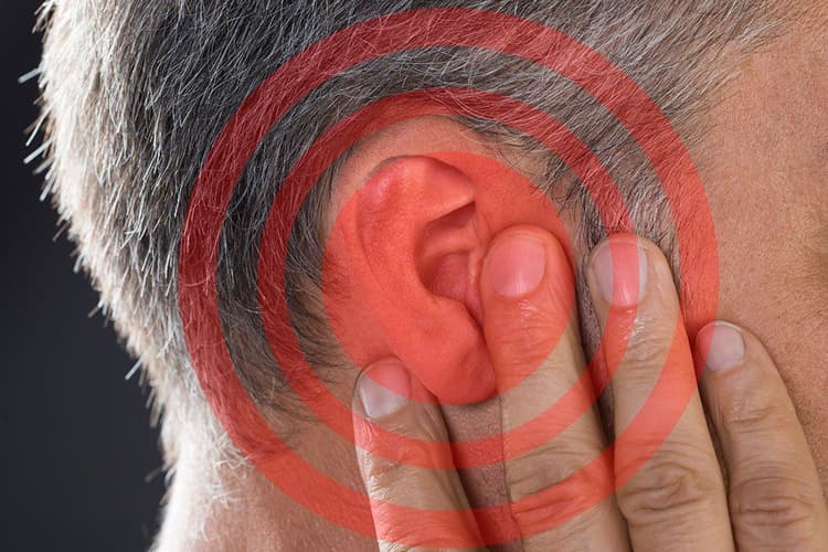 sound reverberating around ear